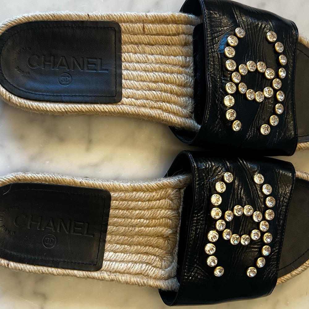 Chanel Espadrilles Sandals! - Picture 7 of 9